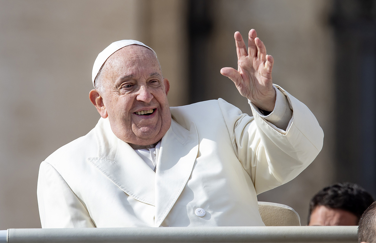 POPE’S MESSAGE | Devotion to Mary leads people to Jesus, to helping others