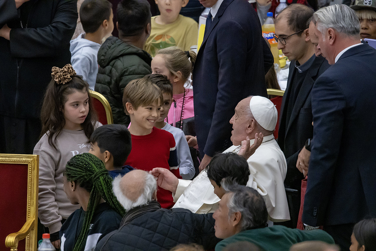 The poor cannot keep waiting for justice, solidarity, pope says